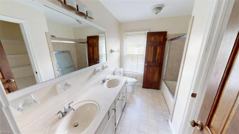 Photo 31 of 47 residential for sale in Virginia Beach virginia