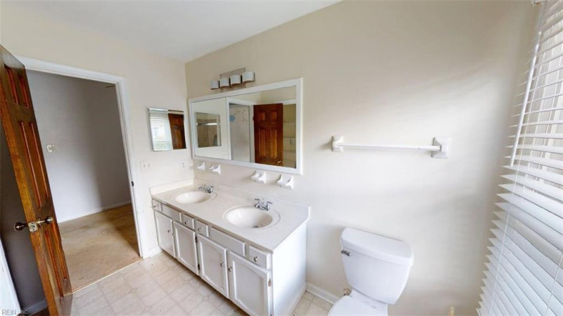 Photo 32 of 47 residential for sale in Virginia Beach virginia