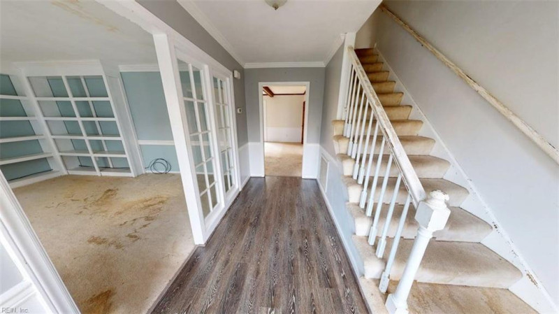 Photo 5 of 47 residential for sale in Virginia Beach virginia