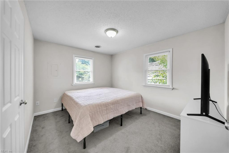 Photo 13 of 25 residential for sale in Norfolk virginia Photo 13 of 25 residential for sale in Norfolk virginia