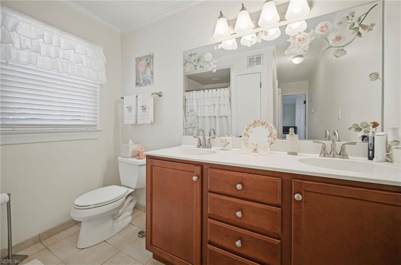 Photo 15 of 49 residential for sale in Chesapeake virginia Photo 15 of 49 residential for sale in Chesapeake virginia