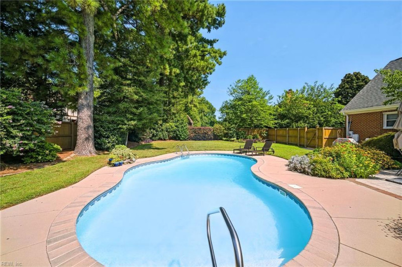 Photo 30 of 49 residential for sale in Chesapeake virginia Photo 30 of 49 residential for sale in Chesapeake virginia