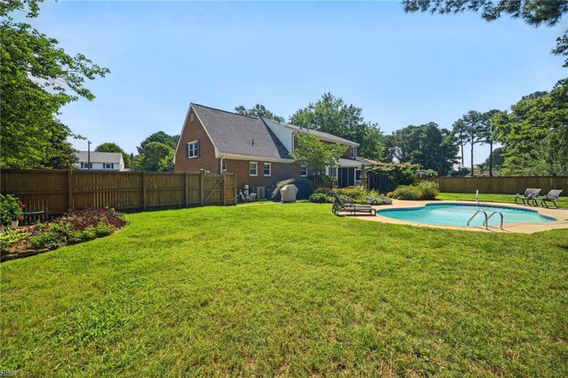 Photo 37 of 49 residential for sale in Chesapeake virginia Photo 37 of 49 residential for sale in Chesapeake virginia