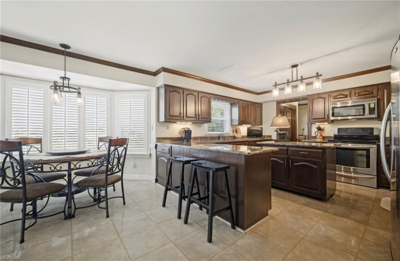 Photo 7 of 49 residential for sale in Chesapeake virginia Photo 7 of 49 residential for sale in Chesapeake virginia