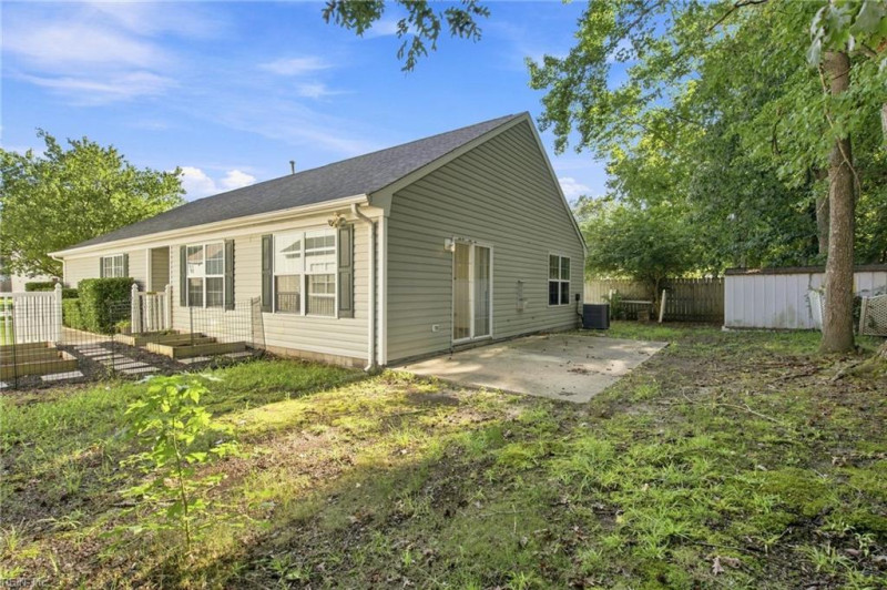Photo 31 of 36 residential for sale in Suffolk virginia