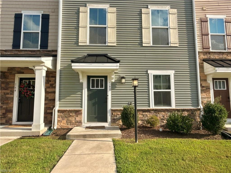 Photo 4 of 30 residential for sale in Isle of Wight County virginia