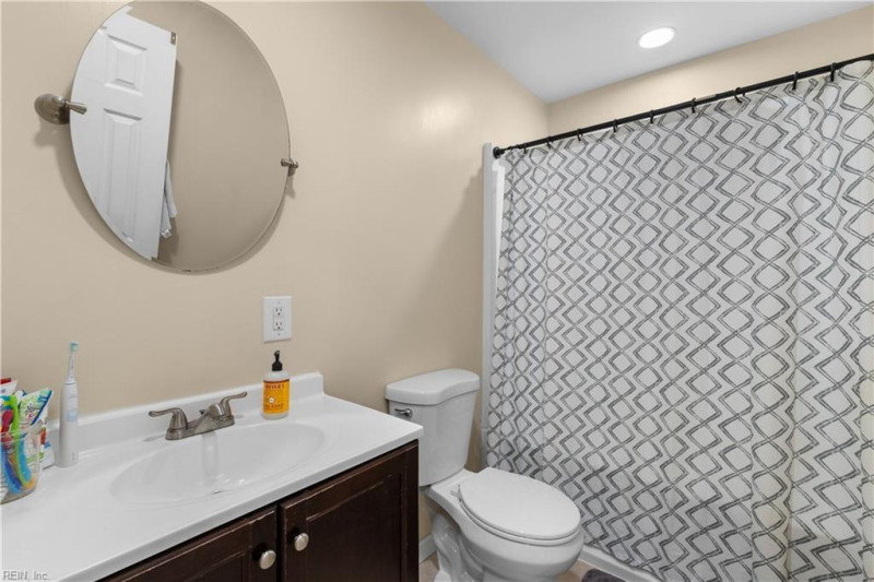 Photo 17 of 38 residential for sale in Suffolk virginia Photo 17 of 38 residential for sale in Suffolk virginia