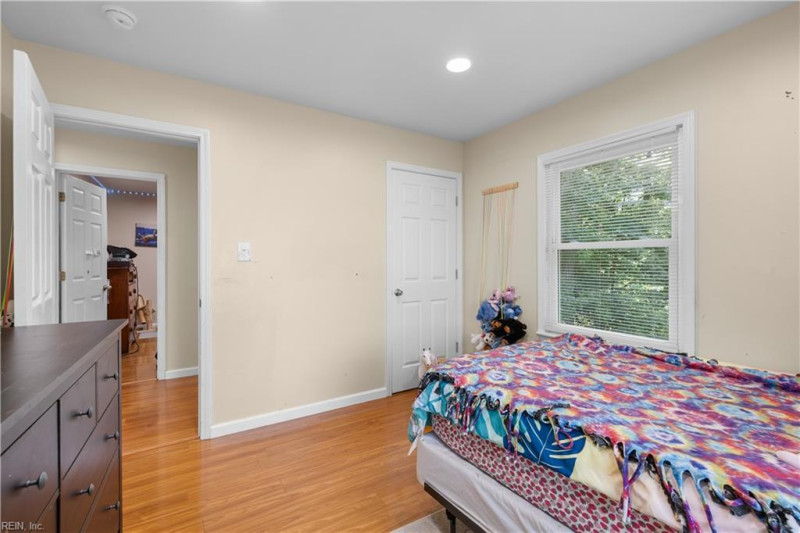 Photo 19 of 38 residential for sale in Suffolk virginia Photo 19 of 38 residential for sale in Suffolk virginia