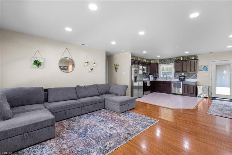 Photo 6 of 38 residential for sale in Suffolk virginia Photo 6 of 38 residential for sale in Suffolk virginia