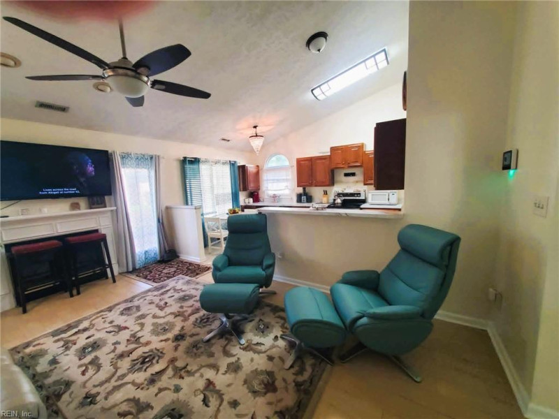 Photo 13 of 17 residential for sale in Newport News virginia Photo 13 of 17 residential for sale in Newport News virginia