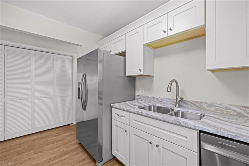 Photo 13 of 36 residential for sale in Norfolk virginia