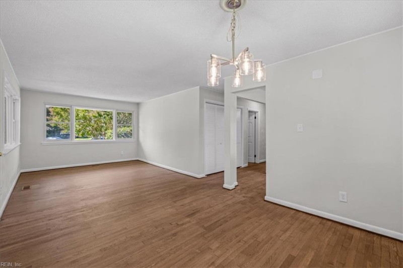 Photo 9 of 36 residential for sale in Norfolk virginia