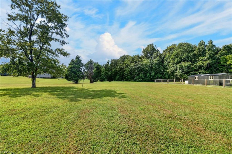 Photo 39 of 43 residential for sale in Isle of Wight County virginia Photo 39 of 43 residential for sale in Isle of Wight County virginia