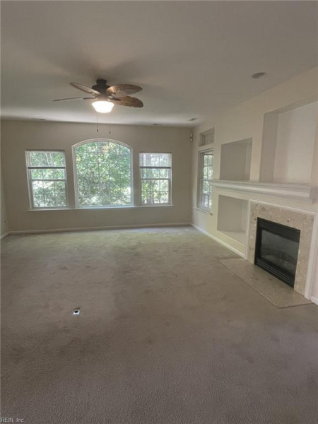 Photo 13 of 27 residential for sale in Suffolk virginia