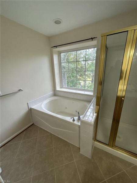 Photo 20 of 27 residential for sale in Suffolk virginia