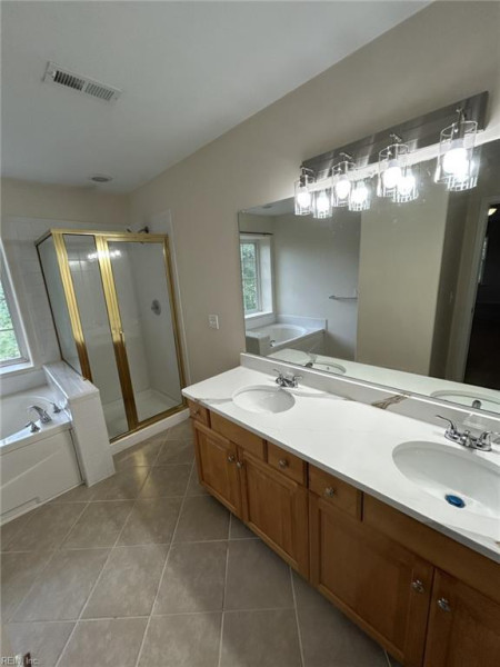 Photo 21 of 27 residential for sale in Suffolk virginia