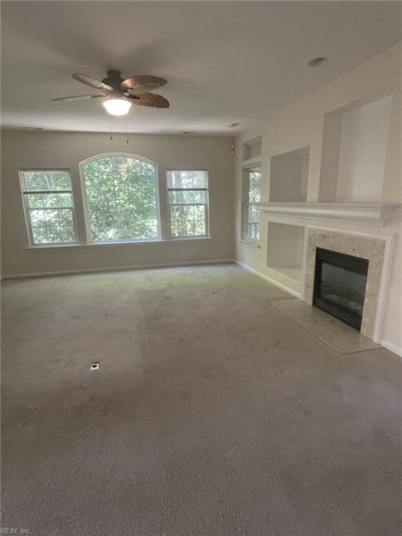 Photo 3 of 27 residential for sale in Suffolk virginia
