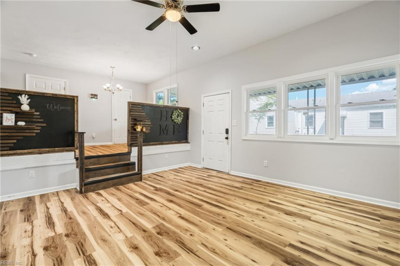 Photo 14 of 30 residential for sale in Norfolk virginia