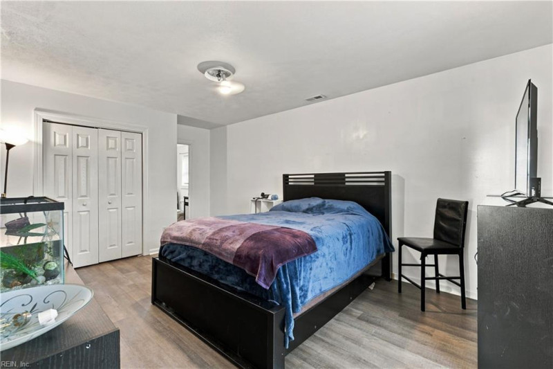 Photo 3 of 14 residential for sale in Newport News virginia Photo 3 of 14 residential for sale in Newport News virginia
