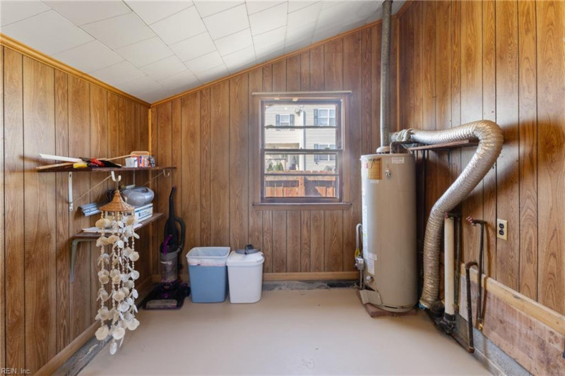 Photo 22 of 32 residential for sale in Hampton virginia