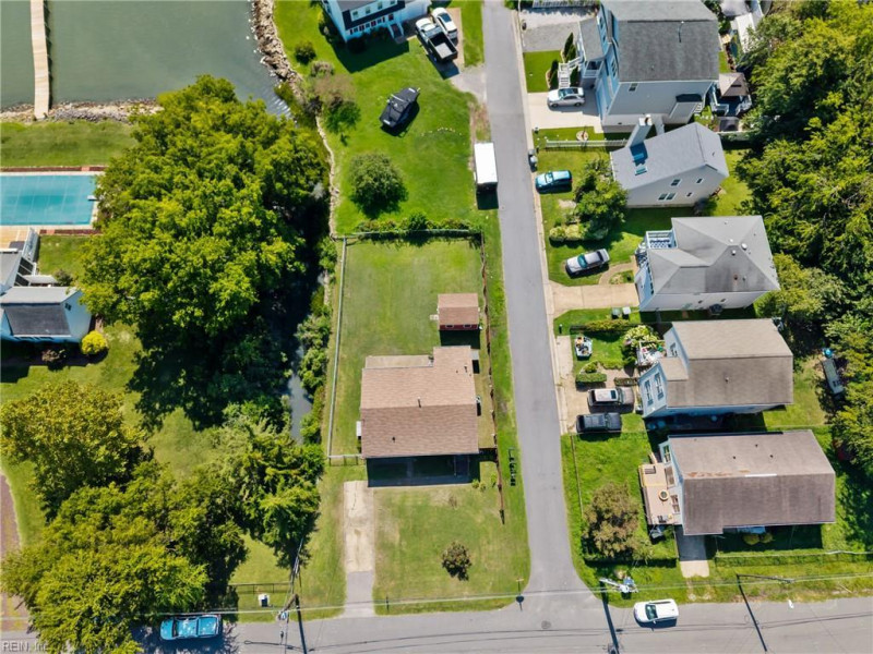 Photo 27 of 32 residential for sale in Hampton virginia