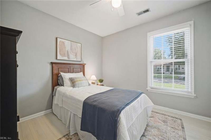 Photo 19 of 42 residential for sale in Chesapeake virginia Photo 19 of 42 residential for sale in Chesapeake virginia