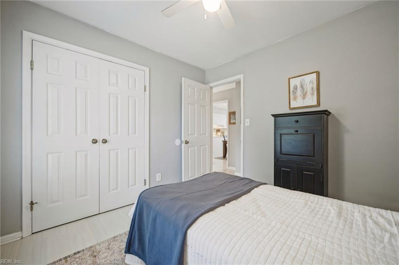 Photo 20 of 42 residential for sale in Chesapeake virginia Photo 20 of 42 residential for sale in Chesapeake virginia