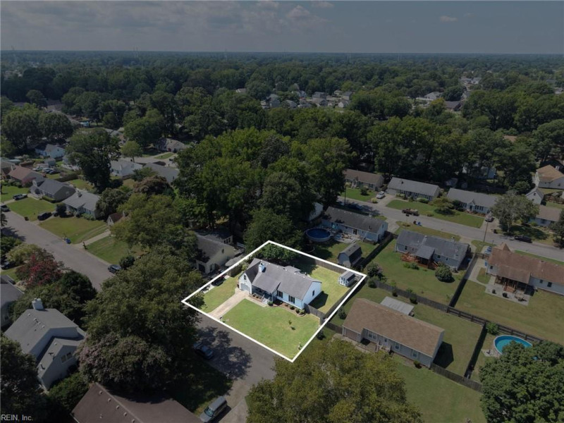 Photo 37 of 42 residential for sale in Chesapeake virginia Photo 37 of 42 residential for sale in Chesapeake virginia