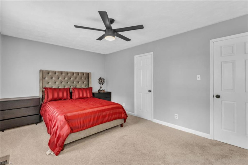 Photo 17 of 34 residential for sale in Chesapeake virginia Photo 17 of 34 residential for sale in Chesapeake virginia