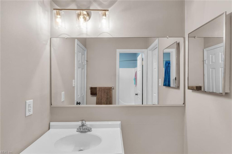 Photo 19 of 34 residential for sale in Chesapeake virginia Photo 19 of 34 residential for sale in Chesapeake virginia