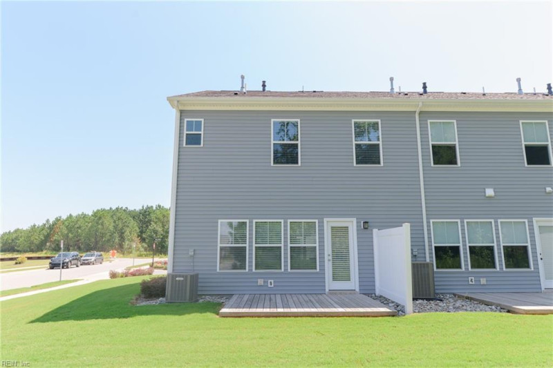 Photo 33 of 35 residential for sale in Suffolk virginia Photo 33 of 35 residential for sale in Suffolk virginia