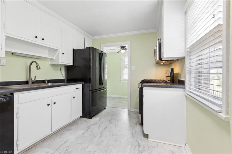 Photo 9 of 29 residential for sale in Newport News virginia Photo 9 of 29 residential for sale in Newport News virginia