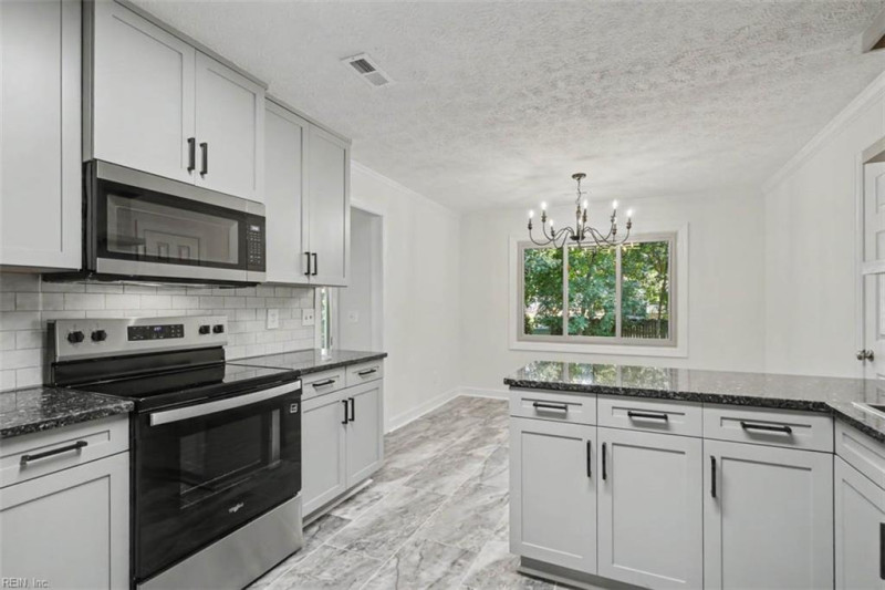 Photo 22 of 50 residential for sale in Hampton virginia