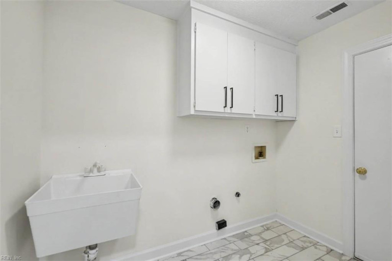 Photo 29 of 50 residential for sale in Hampton virginia