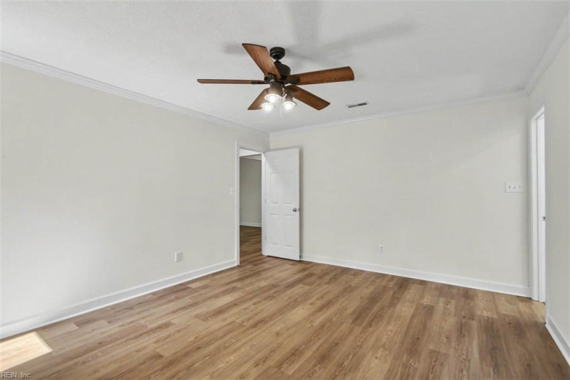 Photo 32 of 50 residential for sale in Hampton virginia