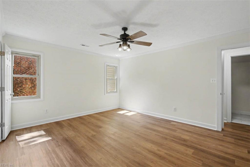 Photo 33 of 50 residential for sale in Hampton virginia