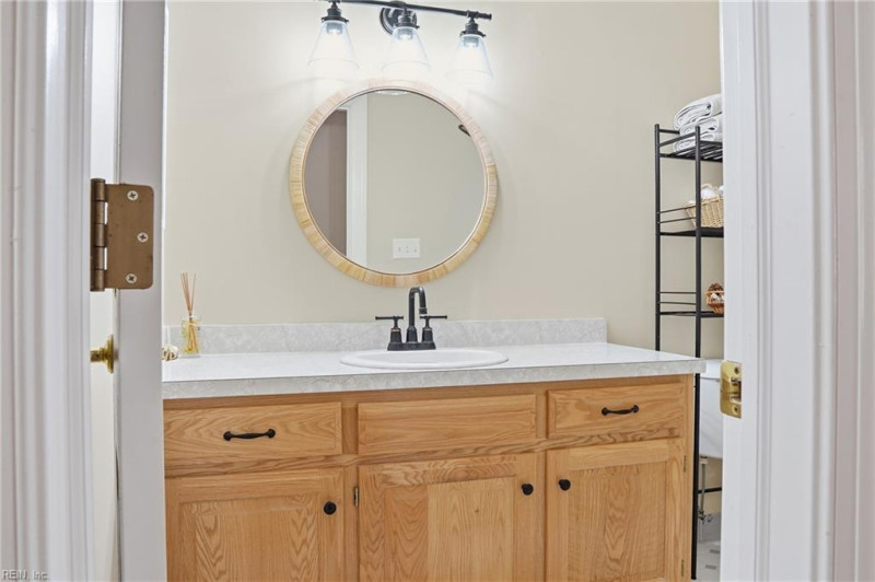 Photo 14 of 37 residential for sale in Virginia Beach virginia