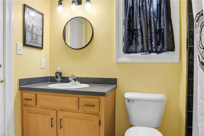 Photo 19 of 37 residential for sale in Virginia Beach virginia