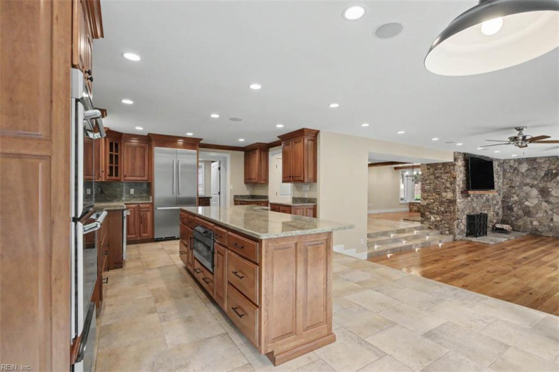 Photo 15 of 50 residential for sale in Newport News virginia