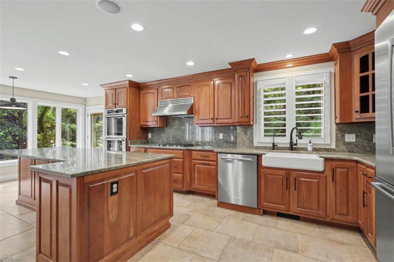 Photo 16 of 50 residential for sale in Newport News virginia