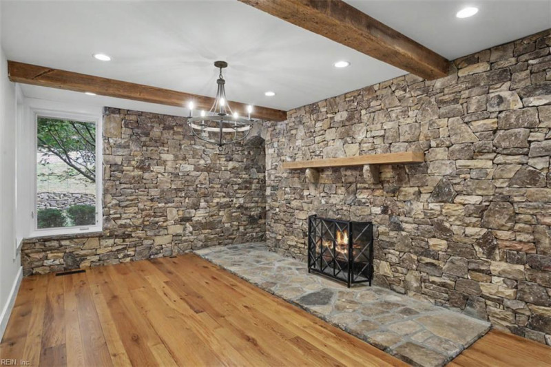 Photo 7 of 50 residential for sale in Newport News virginia