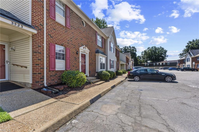 Photo 3 of 24 residential for sale in Chesapeake virginia Photo 3 of 24 residential for sale in Chesapeake virginia