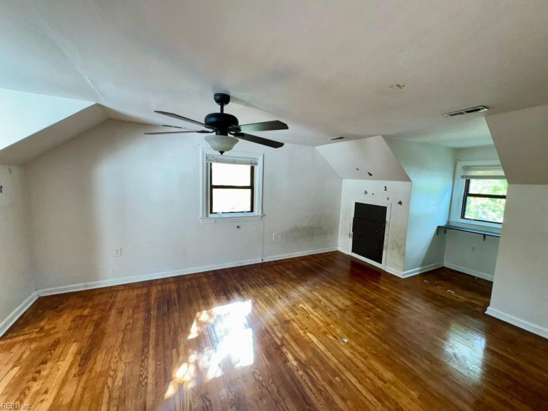 Photo 16 of 30 residential for sale in Norfolk virginia