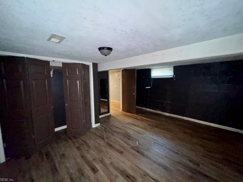 Photo 27 of 30 residential for sale in Norfolk virginia
