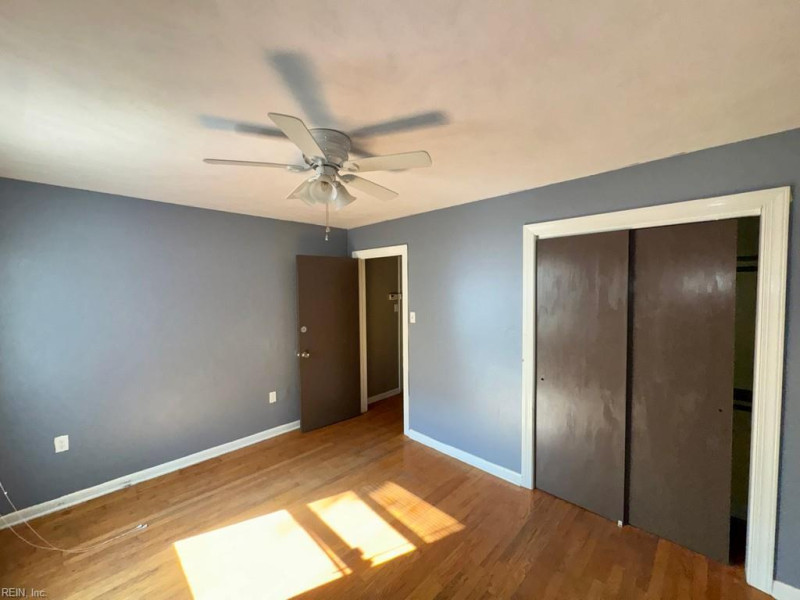 Photo 6 of 30 residential for sale in Norfolk virginia