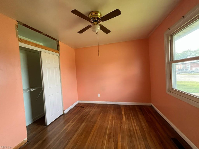 Photo 14 of 15 residential for sale in Norfolk virginia Photo 14 of 15 residential for sale in Norfolk virginia