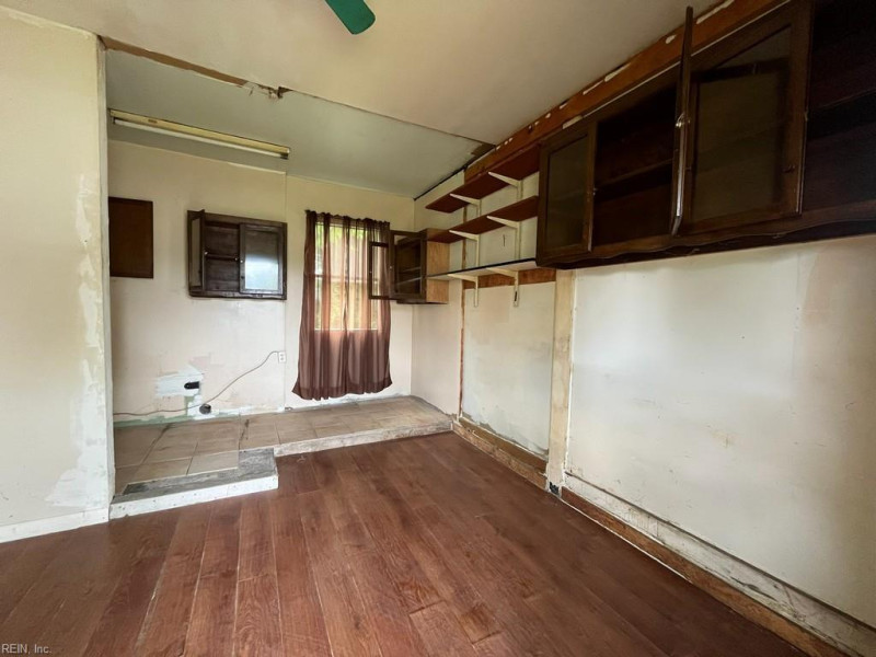Photo 7 of 15 residential for sale in Norfolk virginia Photo 7 of 15 residential for sale in Norfolk virginia