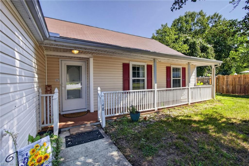 Photo 3 of 31 residential for sale in Suffolk virginia Photo 3 of 31 residential for sale in Suffolk virginia