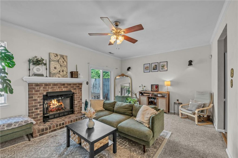 Photo 10 of 30 residential for sale in Virginia Beach virginia