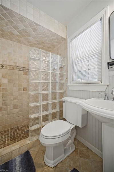 Photo 38 of 49 residential for sale in Virginia Beach virginia Photo 38 of 49 residential for sale in Virginia Beach virginia